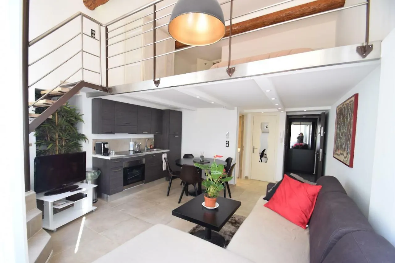 Appartamento Perla Duplex - No Better Location In Nizza